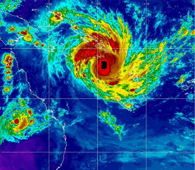 Satellite Images Of Cyclone Yasi. Tropical Cyclone Yasisay