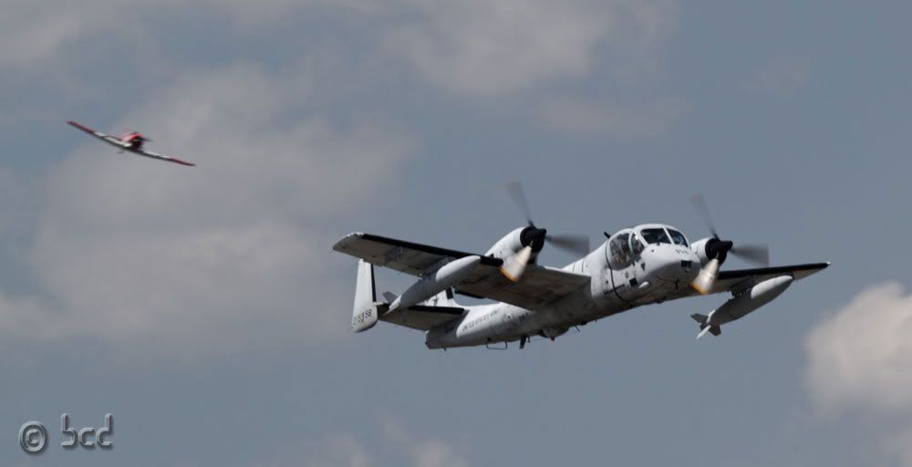 IMAGE: http://i1234.photobucket.com/albums/ff419/radio_engineer/OV-1D%20Mohawk/OV-1D_11c.jpg