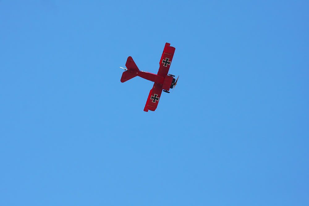 IMAGE: http://i1234.photobucket.com/albums/ff419/radio_engineer/Red%20Baron/Red-3.jpg