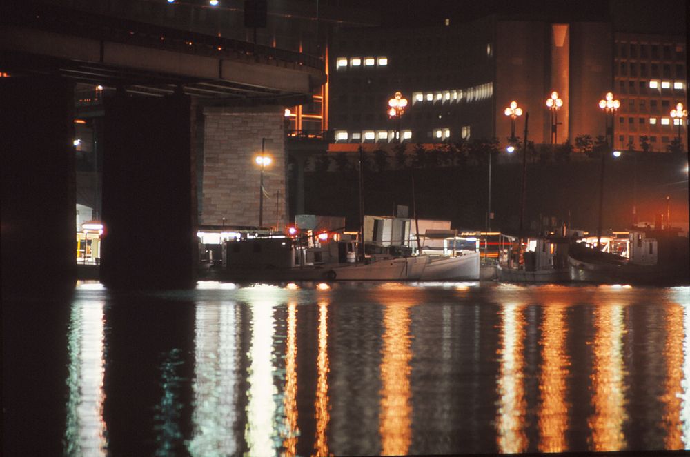 IMAGE: http://i1234.photobucket.com/albums/ff419/radio_engineer/misc/WAIN_4_pub.jpg